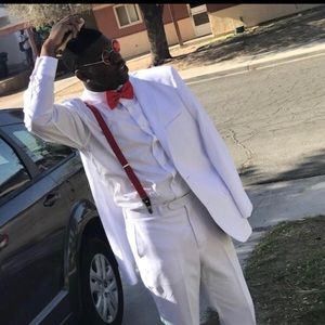 Meet your Posher, Devin